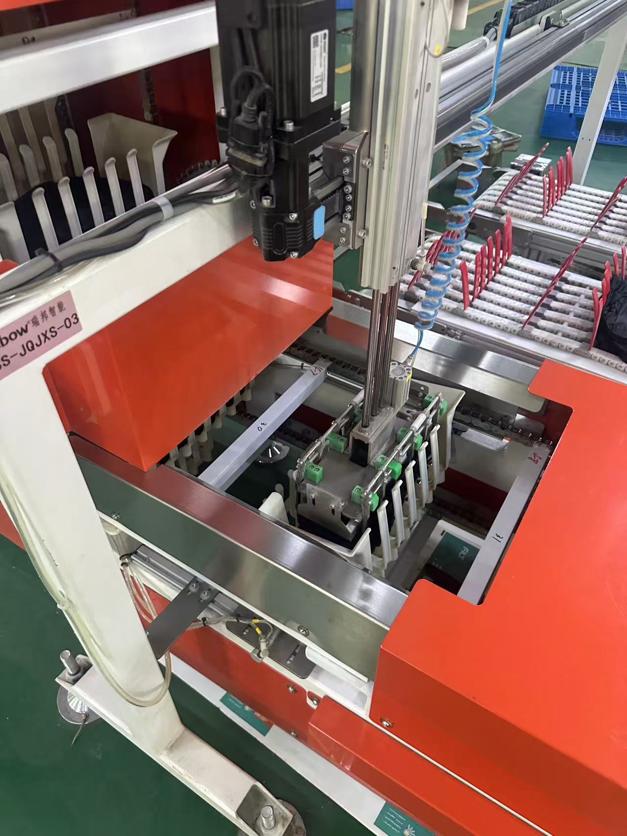 威伦橡塑一次性手套生产线